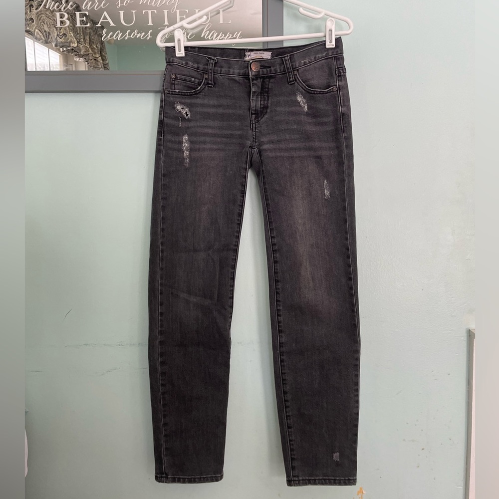 Free People black distressed straight leg jeans size 25